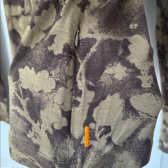 Lucy 100% wool full zip base layer - Picture 3 of 4